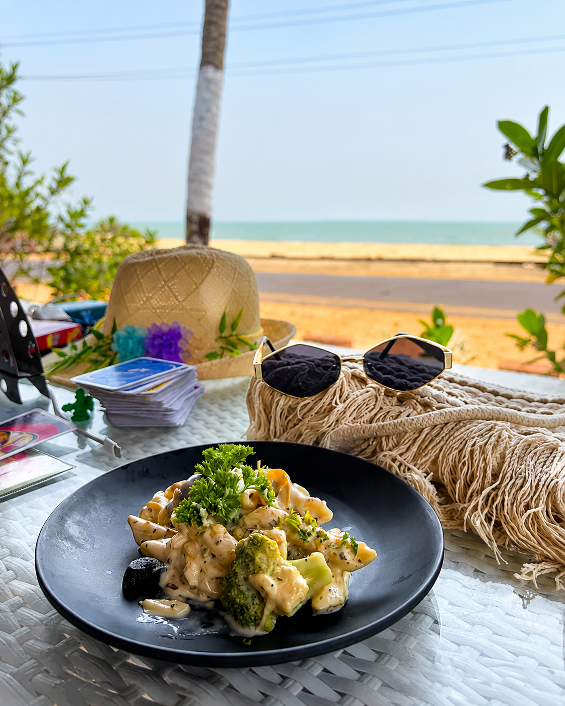 Reunion Ocean Café — Coastal Gastronomy
